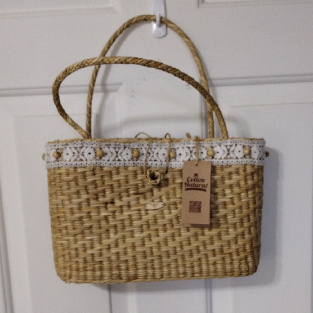 Cotton Natural Woven Straw Tote with White Crochet Trim NWT